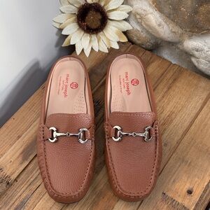 NWOT Elegant Marc Joseph Leather Loafer Mules